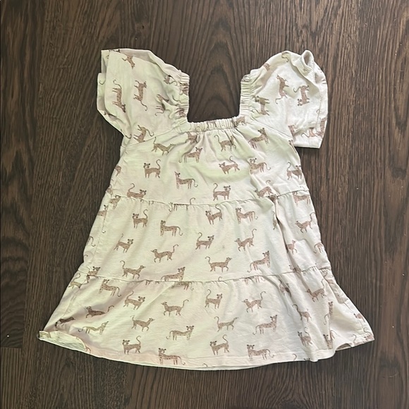 Rylee + Cru Cream Tiger Print Dress/Tunic little girls with Ruffle Sleeves - Picture 4 of 4